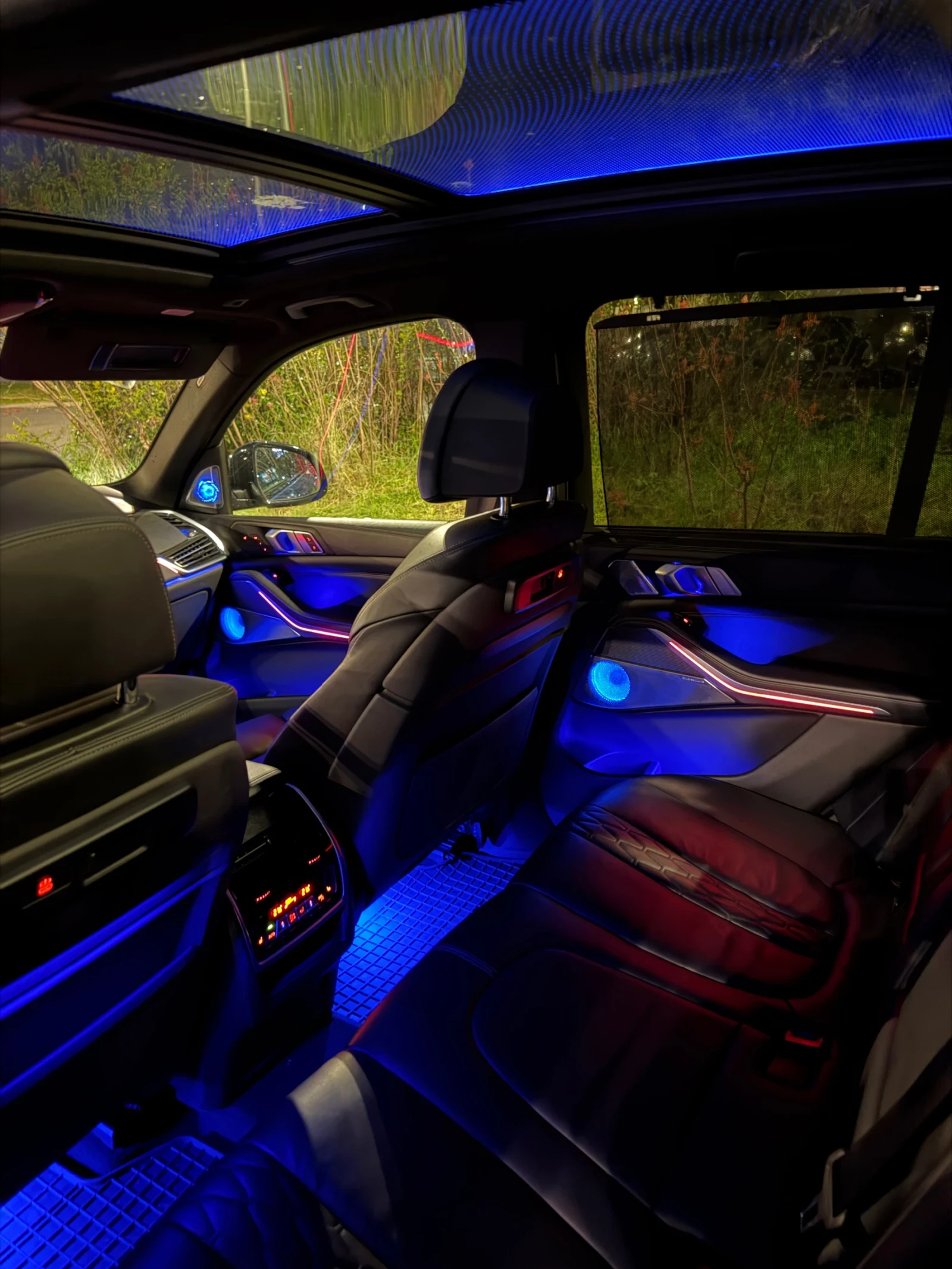 BMW X5 INDIVIDUAL Sky Lounge Bower&Wilkins Swarovski, снимка 16 - Автомобили и джипове - 54179221