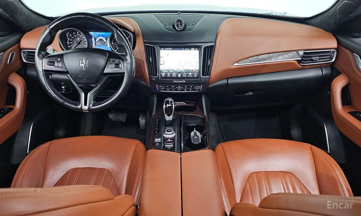Maserati Levante, снимка 7 - Автомобили и джипове - 54399043