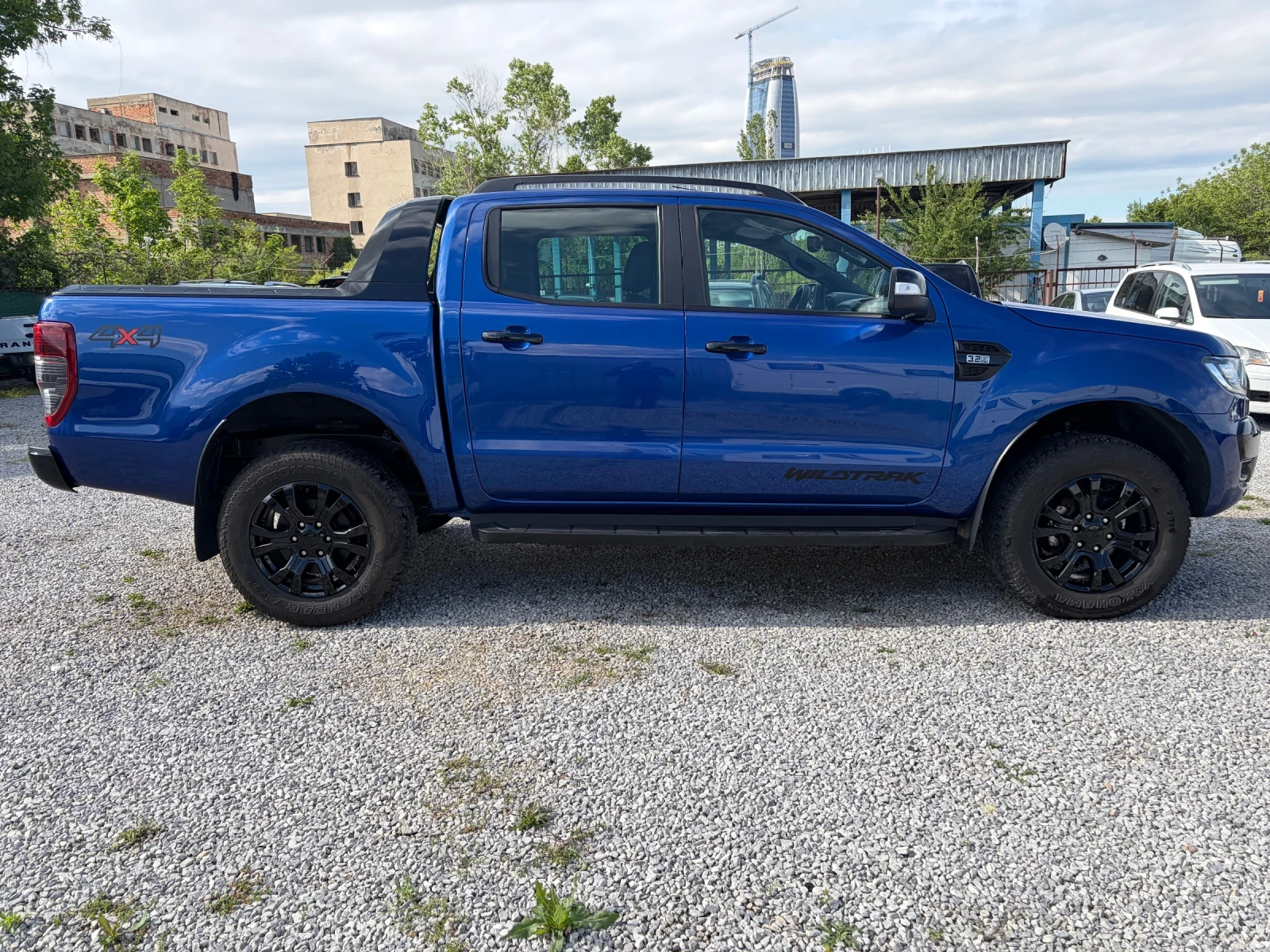 Ford Ranger 3.2 TDCI BLACK WILDTRAK, снимка 6 - Автомобили и джипове - 54556307