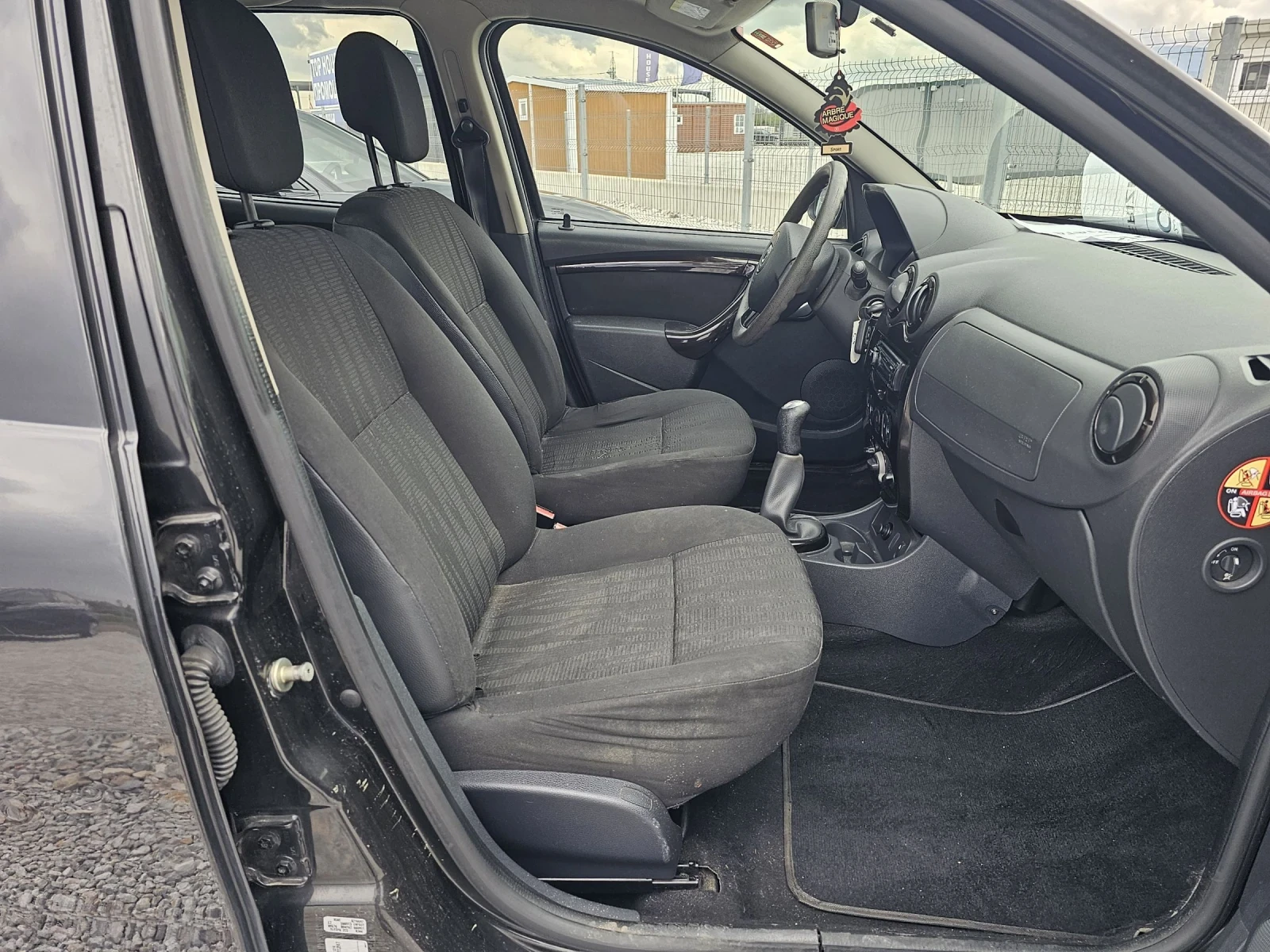Dacia Duster Евро5 Климатик 205.000км , снимка 10 - Автомобили и джипове - 54585605
