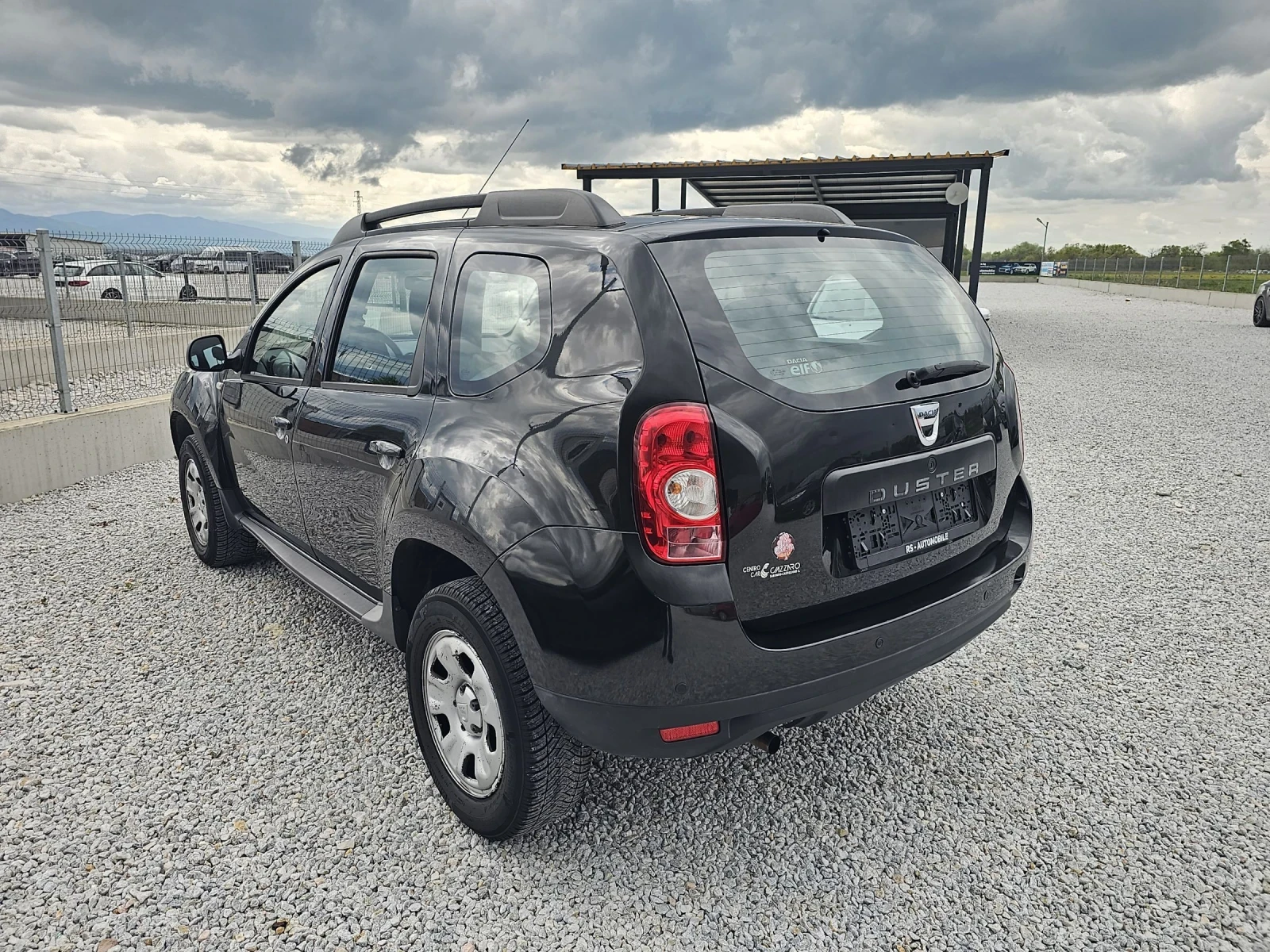Dacia Duster Евро5 Климатик 205.000км , снимка 4 - Автомобили и джипове - 54585605