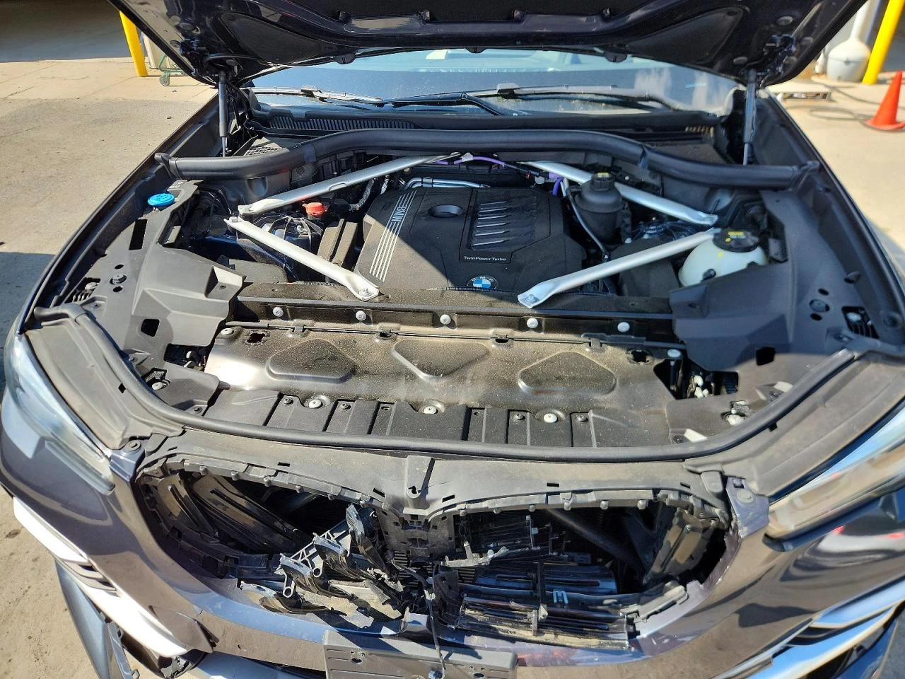 BMW X5 3.0l xDrive40I, снимка 12 - Автомобили и джипове - 54610438