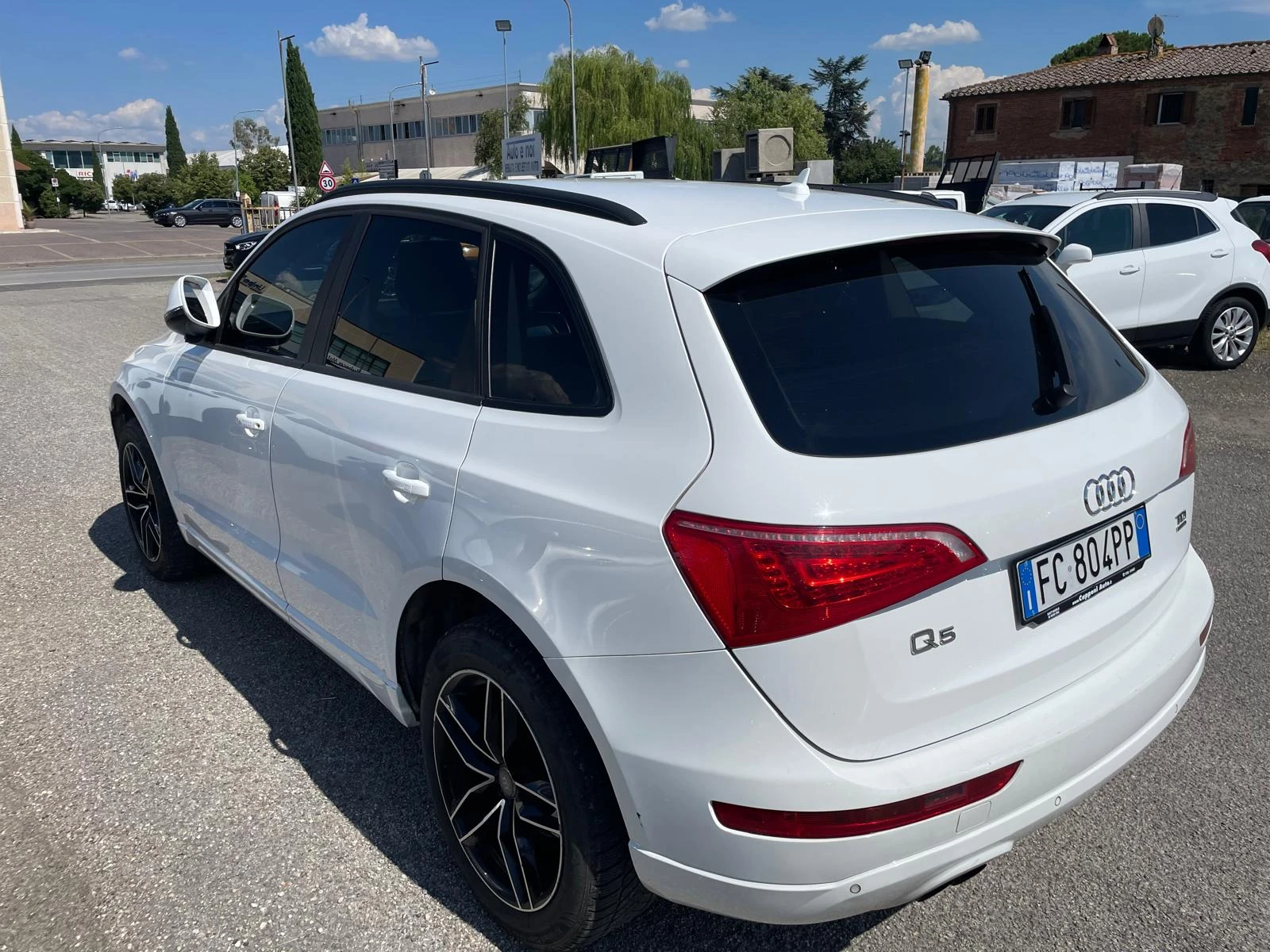 Audi Q5 2.0tdi 170кс. Euro5, снимка 10 - Автомобили и джипове - 55596830