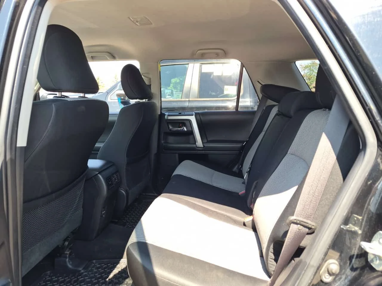 Toyota 4runner * SR5* АВТОКРЕДИТ БЕЗ ПЪРВОНАЧАЛНА ВНОСКА* , снимка 11 - Автомобили и джипове - 55613546