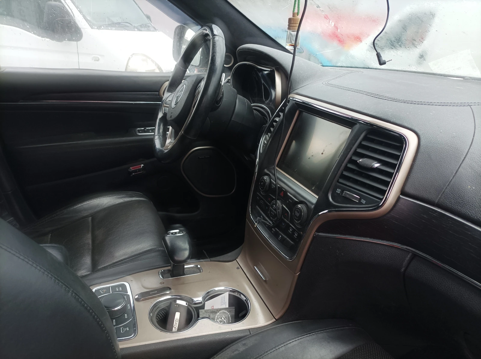 Jeep Grand cherokee 3.0CRDI -НА ЧАСТИ , снимка 8 - Автомобили и джипове - 55656964