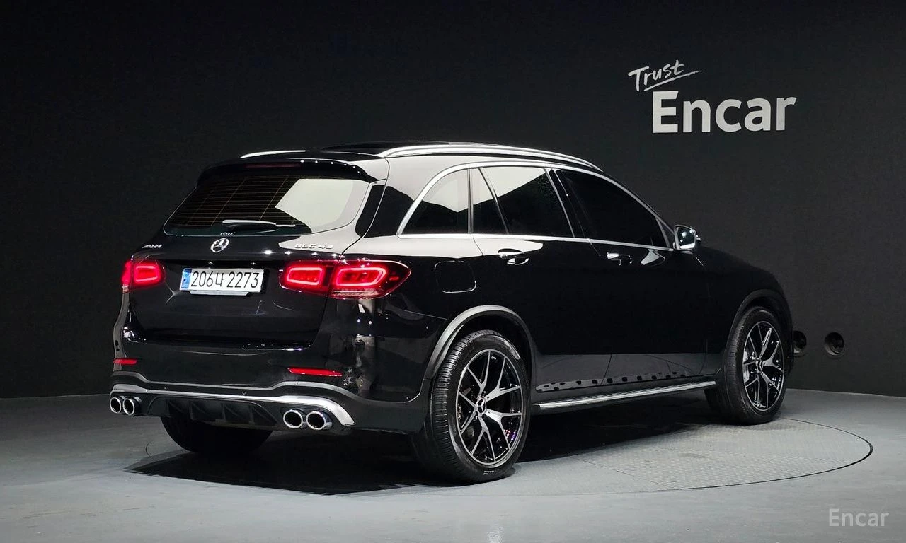 Mercedes-Benz GLC 43 AMG ДИГИТАЛНО* ТАБЛО* ХЕДЪП* 360КАМЕРА* LANE* ASSIST* , снимка 2 - Автомобили и джипове - 55696265