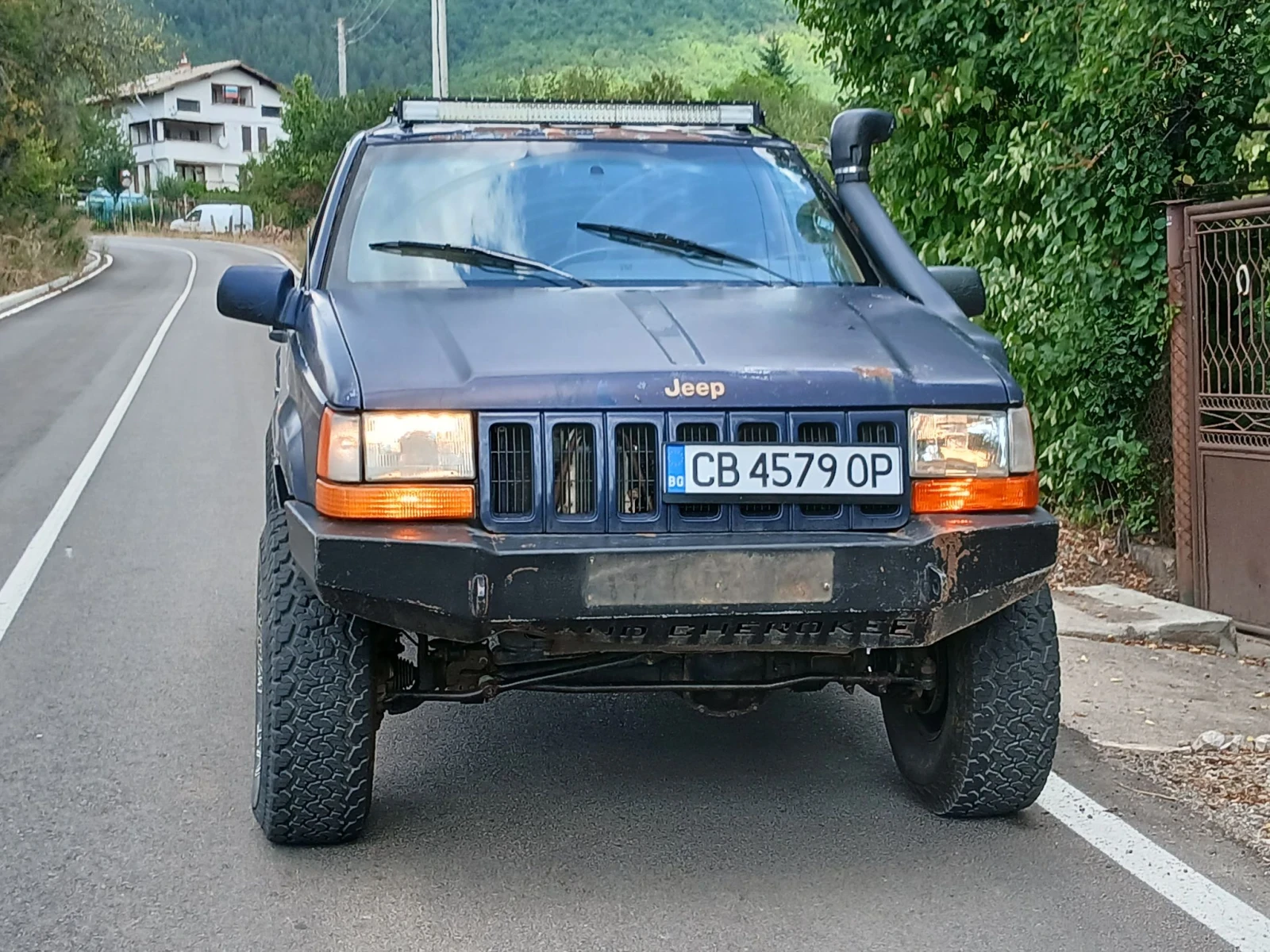 Jeep Grand cherokee 5.2 , снимка 2 - Автомобили и джипове - 56428763