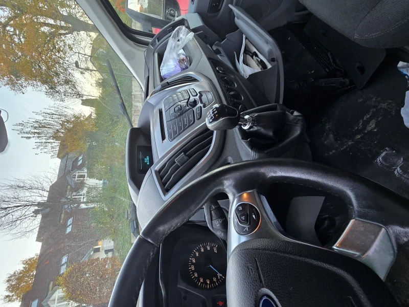 Ford Transit Хладилен, снимка 4 - Бусове и автобуси - 53263830