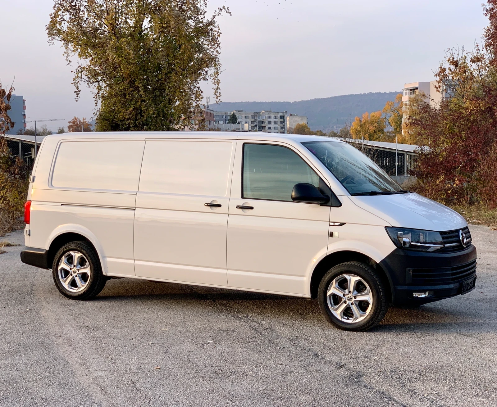 VW T6 2019г* EU6* MAXXII БАЗА* ДВОЕН КЛИМАТИК* 17 ДЖАНТИ - изображение 7