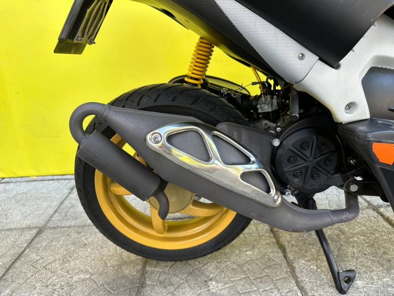 Aprilia Sr 50 , снимка 9 - Мотоциклети и мототехника - 51796367