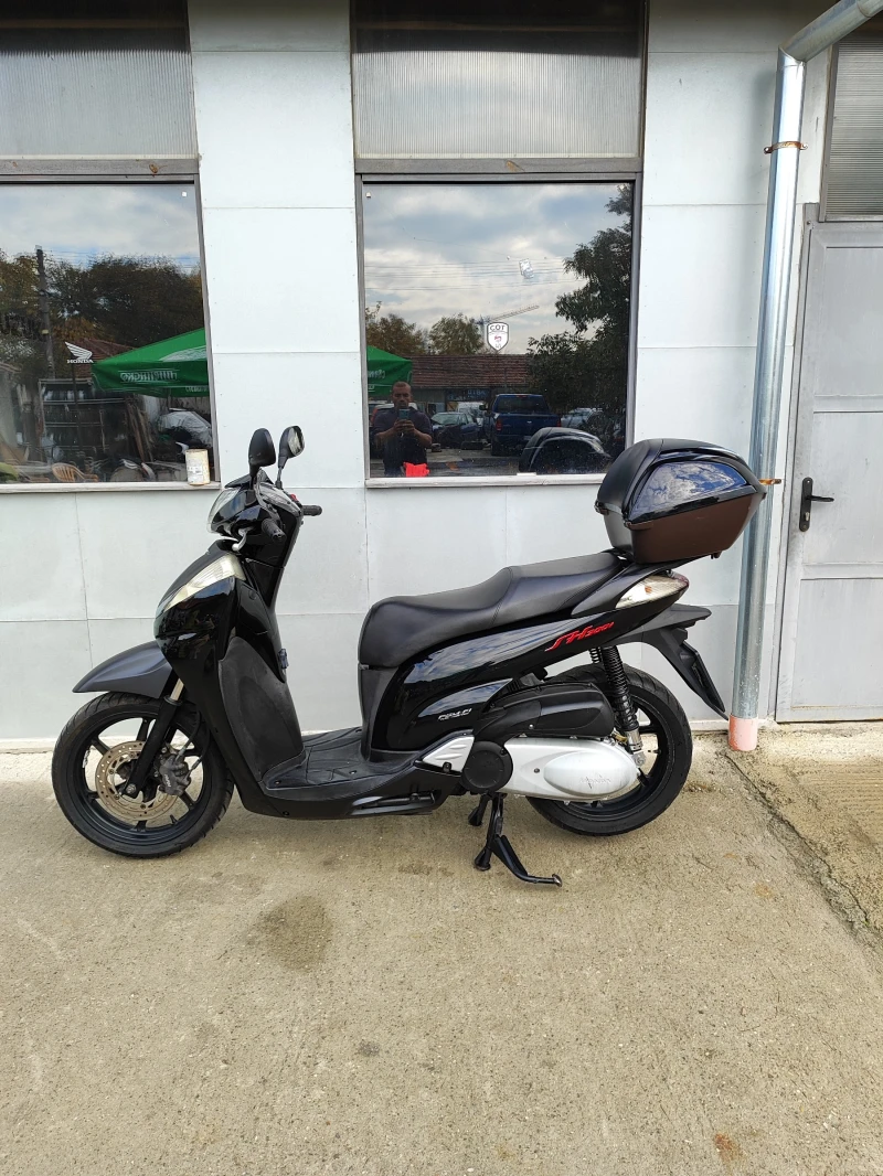 Honda Sh 300i, снимка 2 - Мотоциклети и мототехника - 52352628