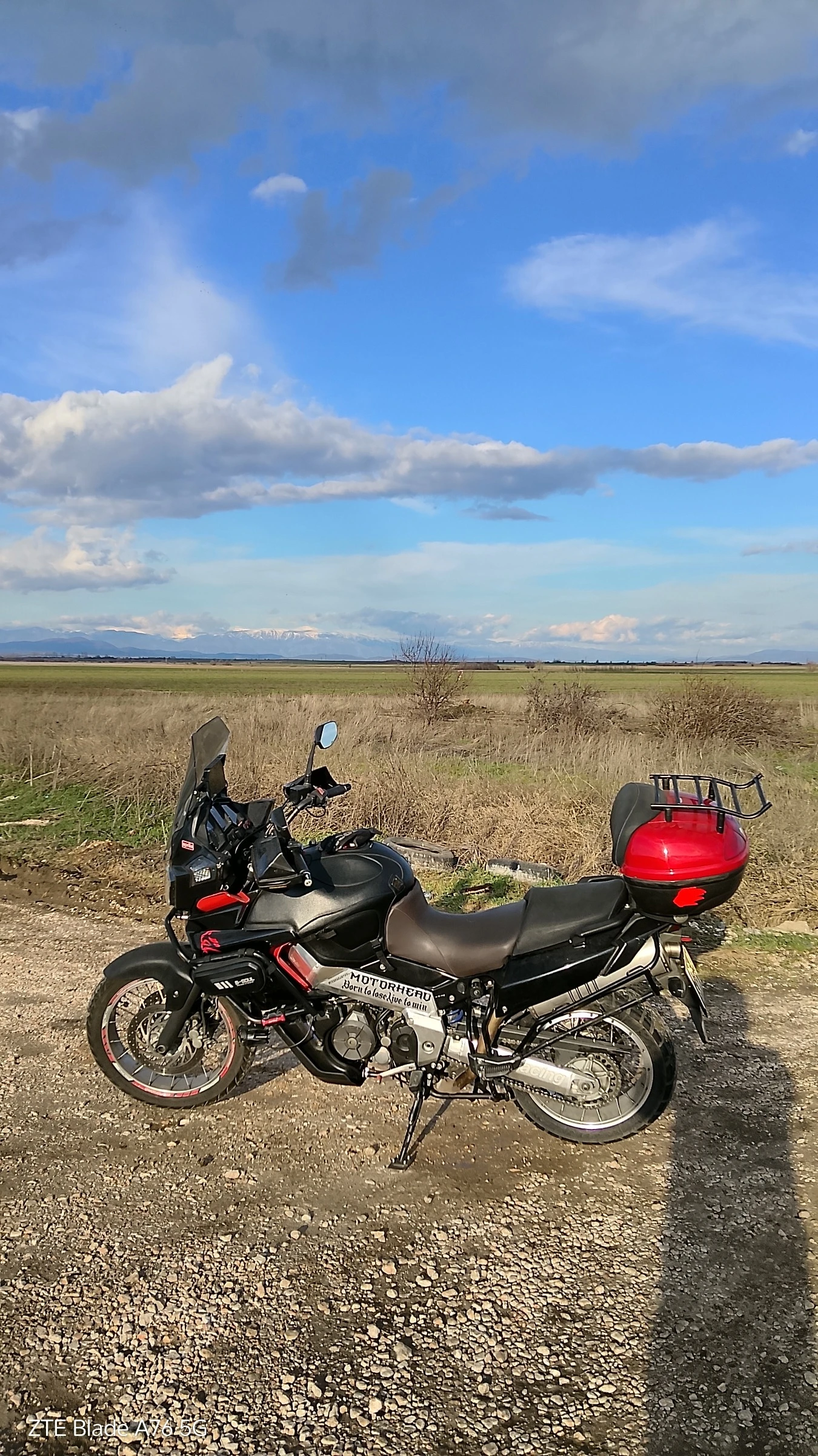 Aprilia Caponord Топ състояние, снимка 14 - Мотоциклети и мототехника - 54087959