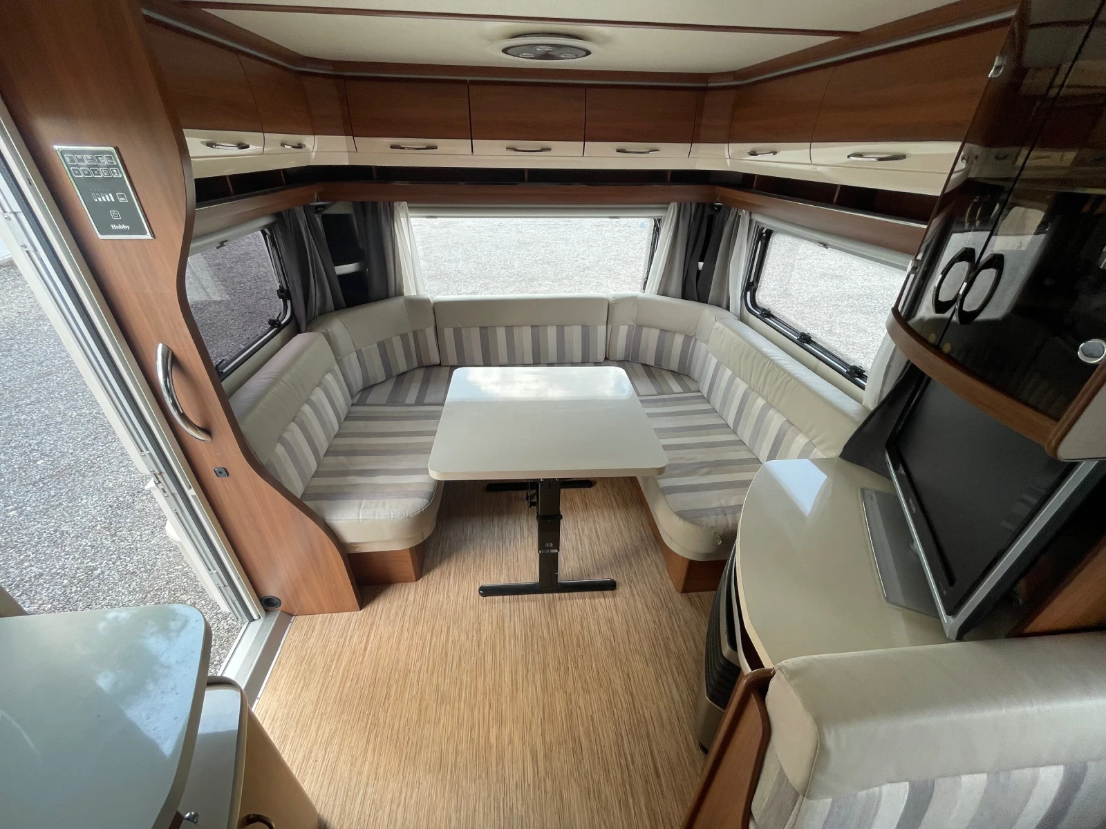 Каравана Hobby 650 premium  - изображение 6
