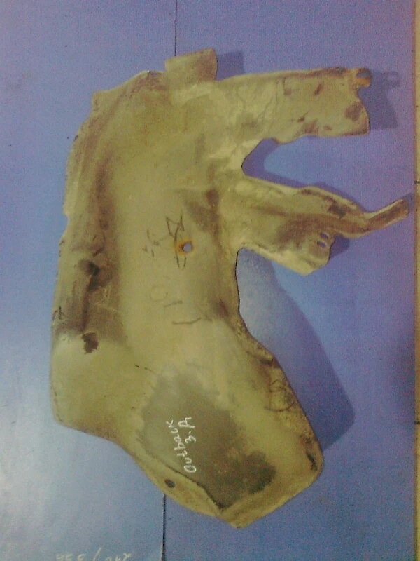 Заден десен подкалник за Субару Аутбек 01г. комби 4х4