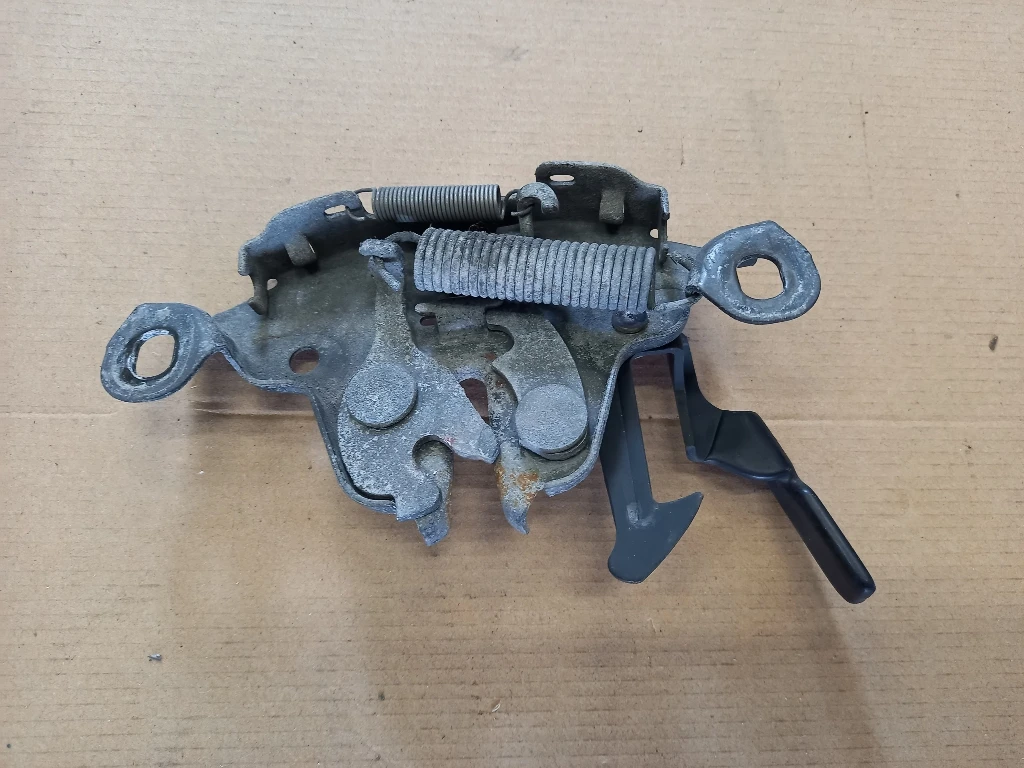 Ключалка преден капак Нисан Мурано (ч)