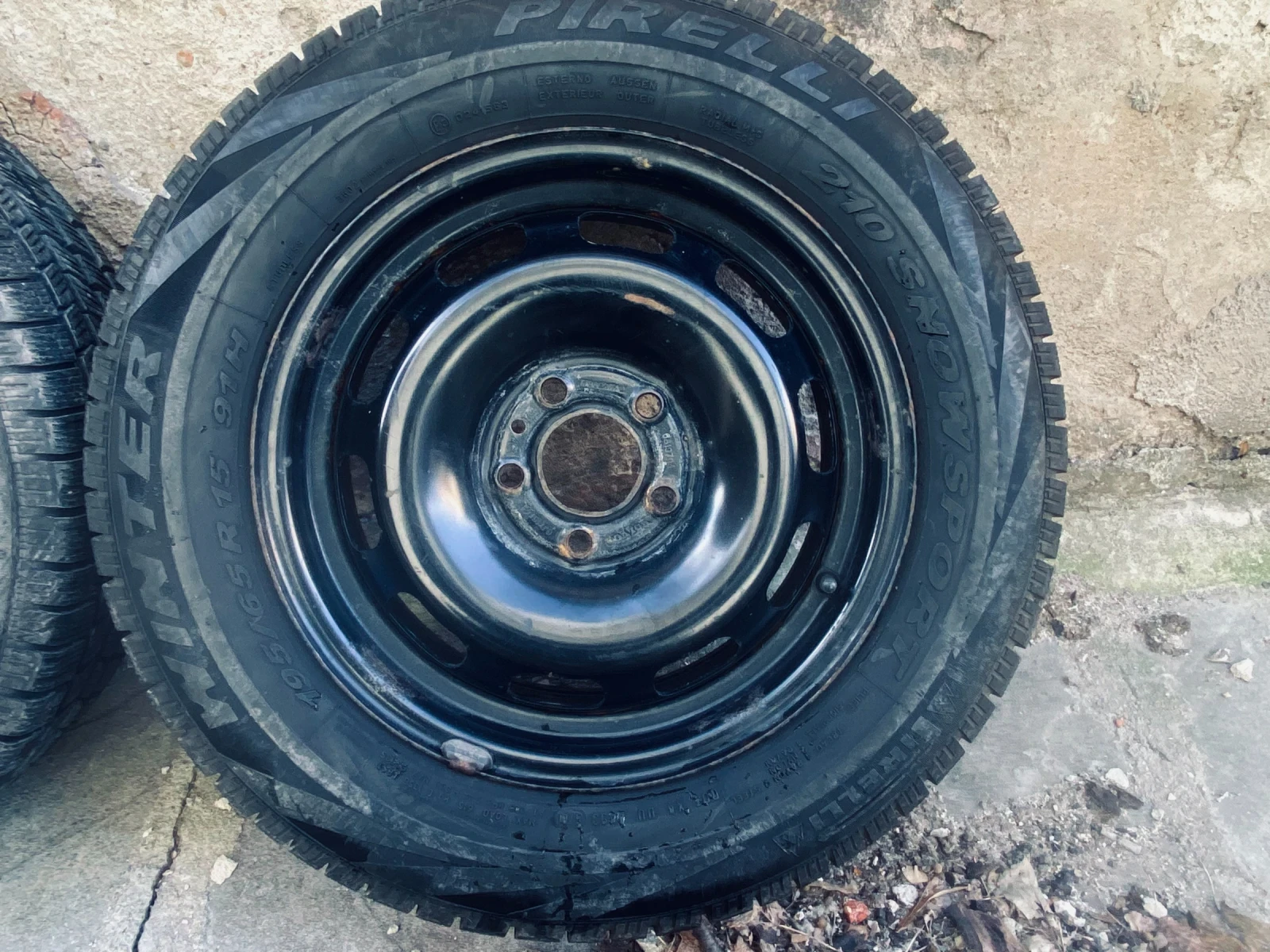 ���� � ������ 195/65R15 �� Volvo | Mobile.bg � ����������� 2