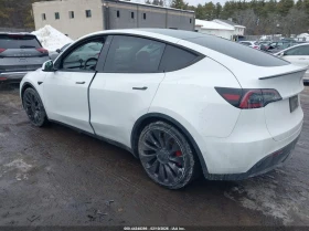 Tesla Model Y Performance Dual Motor All-Wheel Drive, снимка 3