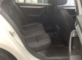 Skoda Octavia 1.5G-TEC Avtomatik , снимка 17
