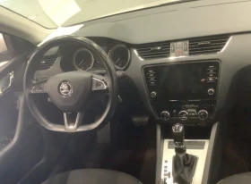 Skoda Octavia 1.5G-TEC Avtomatik , снимка 10