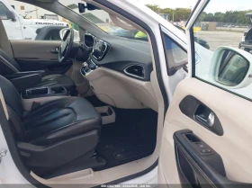 Chrysler Pacifica 3.6l Touring L - 17600 € / 34422.61 лв. - 74808855 5