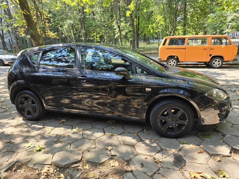 Seat Leon, снимка 15 - Автомобили и джипове - 46960235