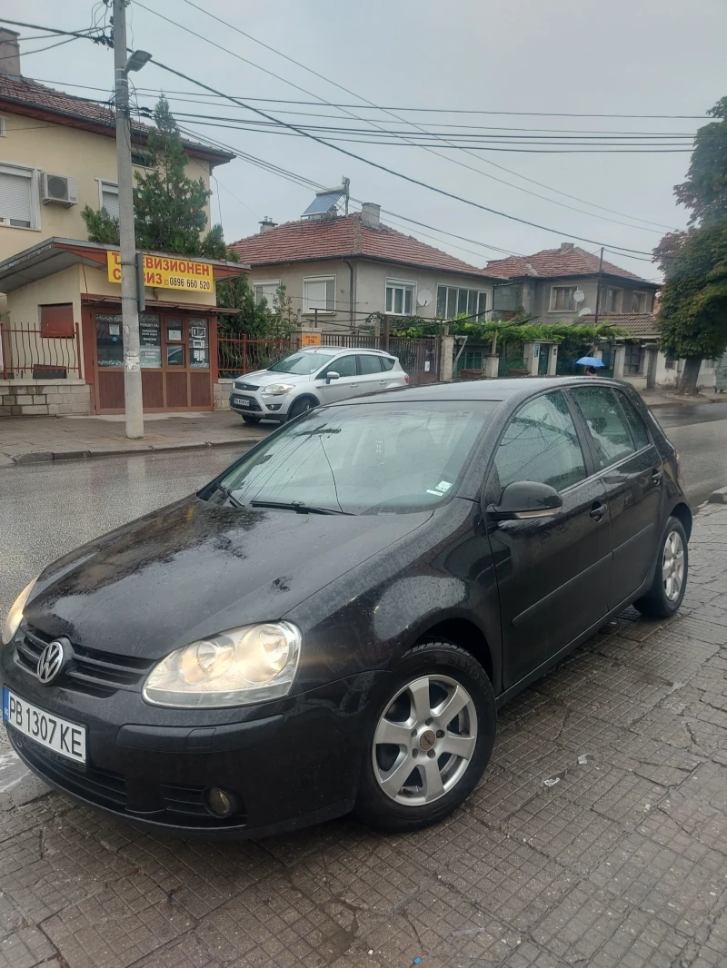 VW Golf, снимка 1 - Автомобили и джипове - 47256681