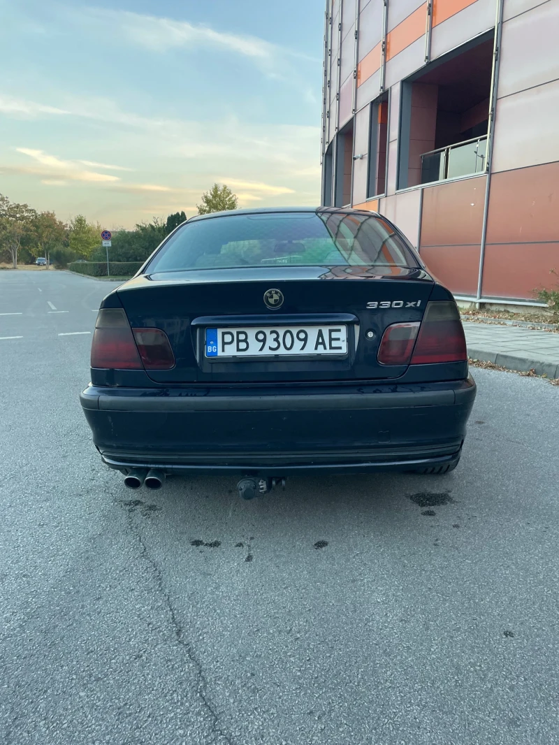 BMW 330 BMW 330XI, снимка 8 - Автомобили и джипове - 47430671