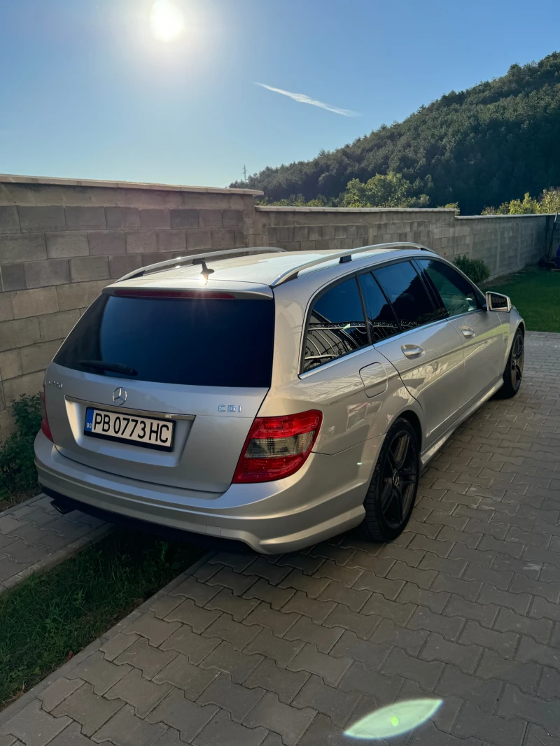 Mercedes-Benz C 220 Cdi, снимка 6 - Автомобили и джипове - 47455619