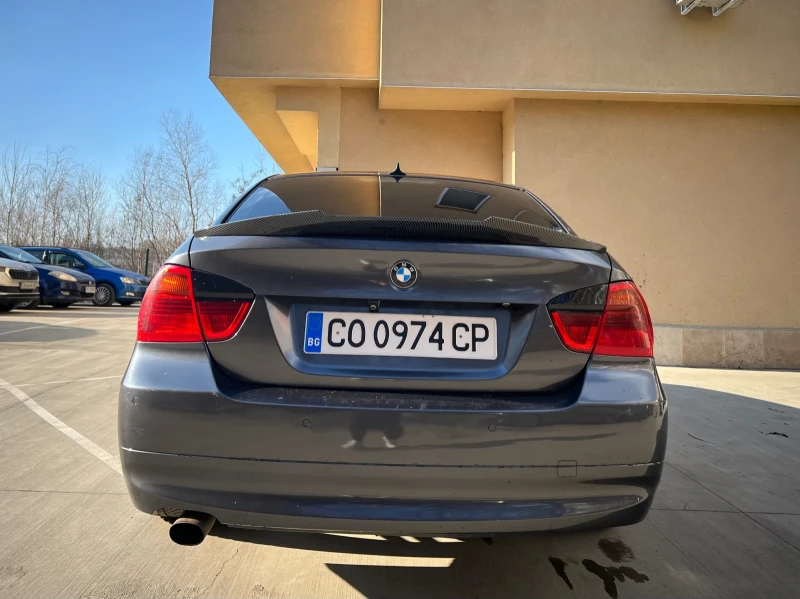 BMW 320, снимка 4 - Автомобили и джипове - 48982347