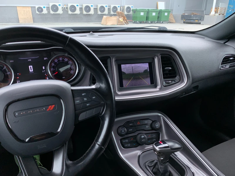 Dodge Challenger 3.6 2019г., снимка 12 - Автомобили и джипове - 49368710