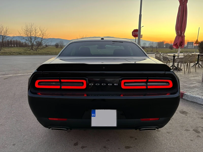 Dodge Challenger 3.6 2019г., снимка 5 - Автомобили и джипове - 49368710