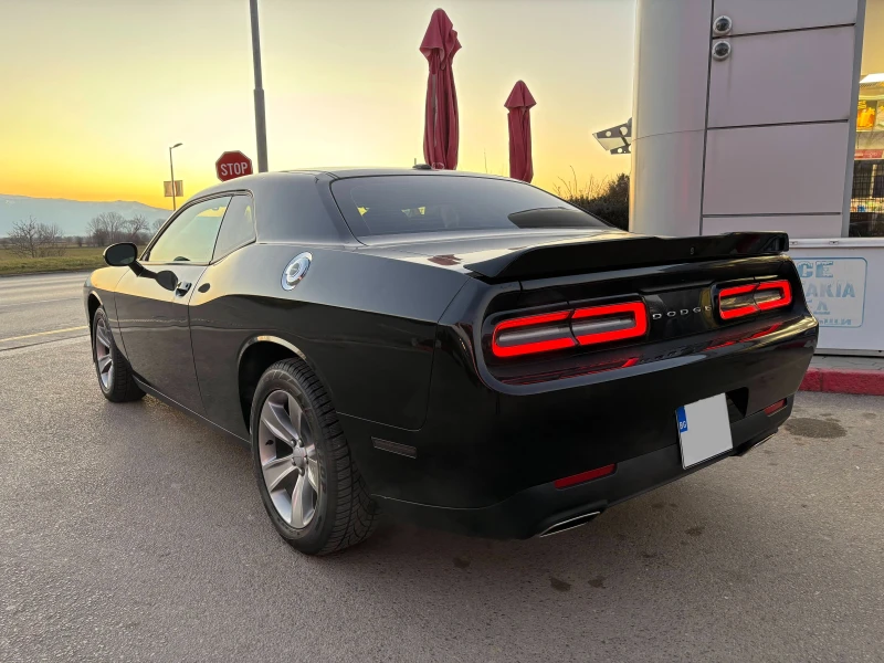 Dodge Challenger 3.6 2019г., снимка 6 - Автомобили и джипове - 49368710