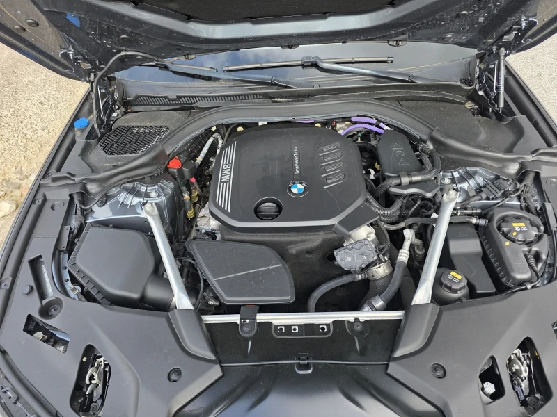 BMW 520 2.0D M.SPORT HYBRIDA , снимка 15 - Автомобили и джипове - 52240871