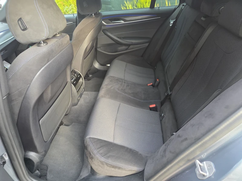 BMW 520 2.0D M.SPORT HYBRIDA , снимка 13 - Автомобили и джипове - 52240871