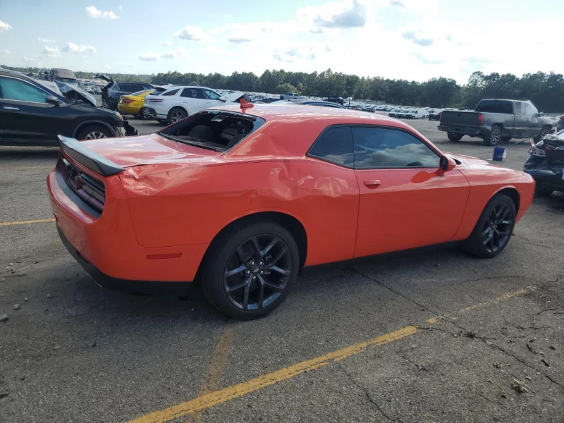 Dodge Challenger SXT , снимка 5 - Автомобили и джипове - 52756281
