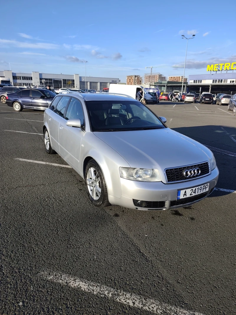 Audi A4 1.8T, снимка 3 - Автомобили и джипове - 52797578