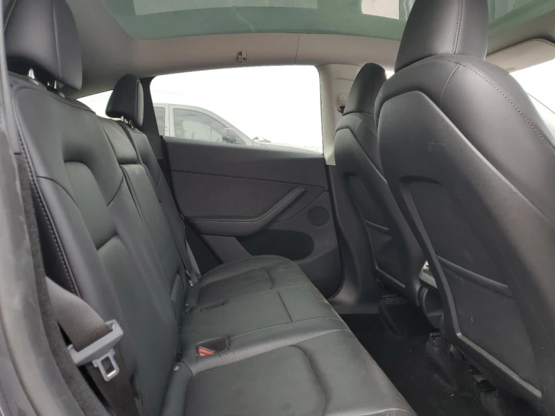 Tesla Model Y DUAL MOTOR LONG RANGE КРАЙНА ЦЕНА!, снимка 11 - Автомобили и джипове - 53247979