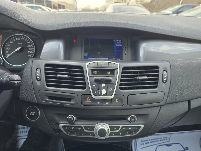 Renault Laguna 2.0d 150к.с Топ състояние , снимка 16 - Автомобили и джипове - 53355700