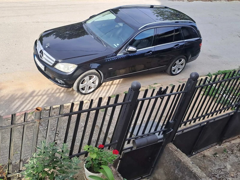 Mercedes-Benz C 320, снимка 5 - Автомобили и джипове - 53565919
