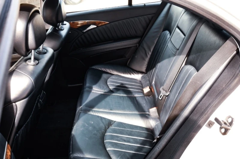 Mercedes-Benz E 280 CDI, снимка 15 - Автомобили и джипове - 53598206