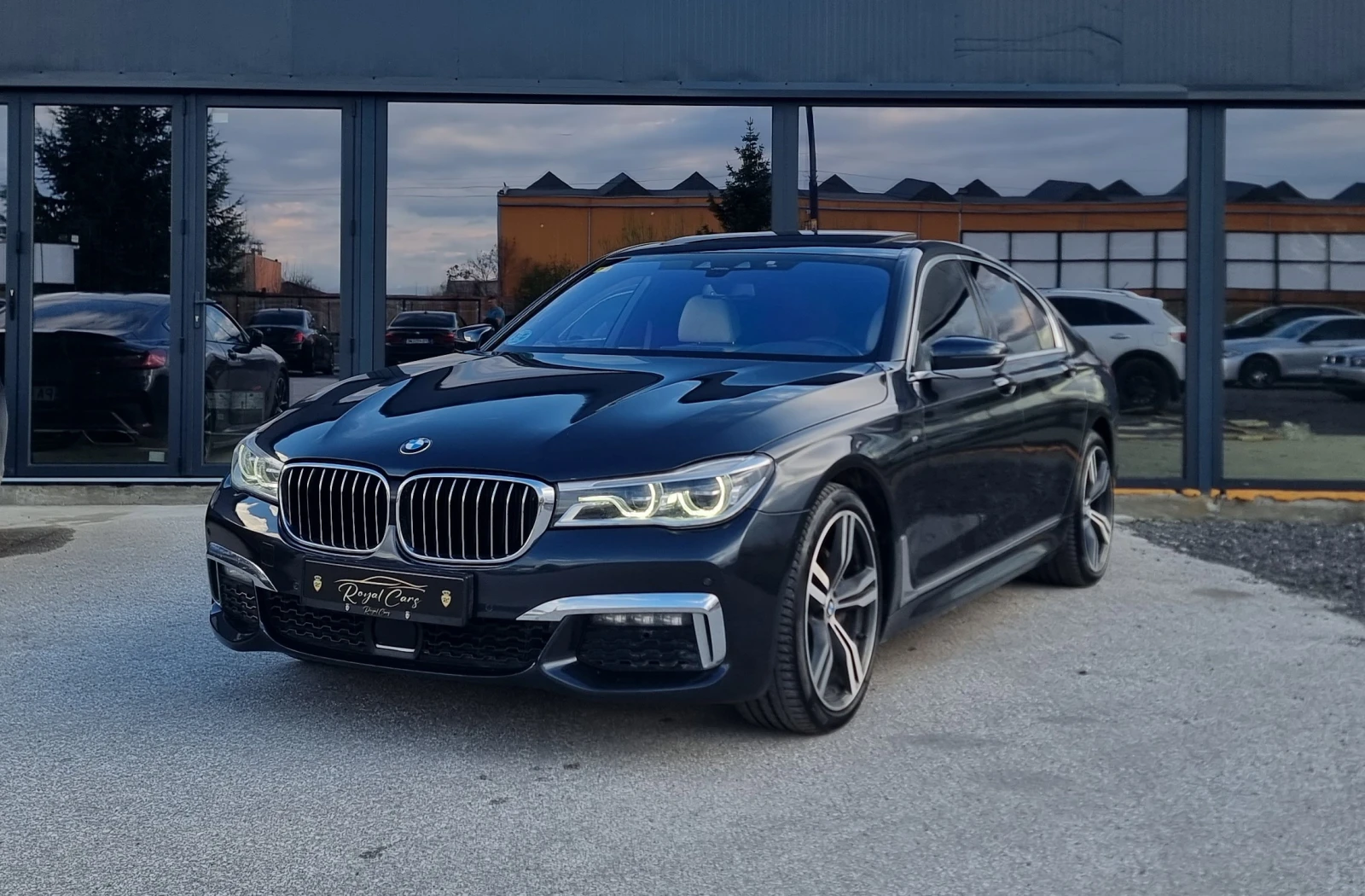 BMW 740 Xdrive* INDIVIDUAL* Bowers and Walkins* Mpack* Kam, снимка 1