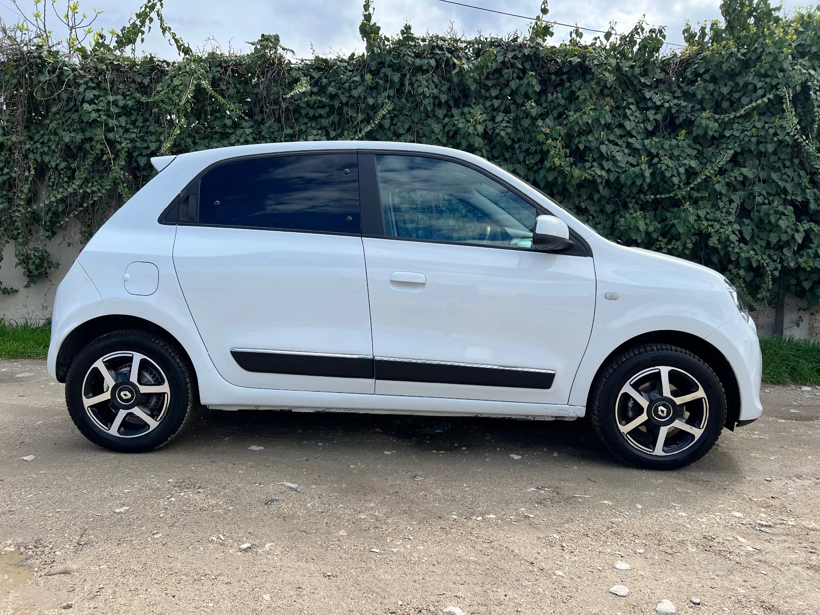 Renault Twingo  - изображение 6