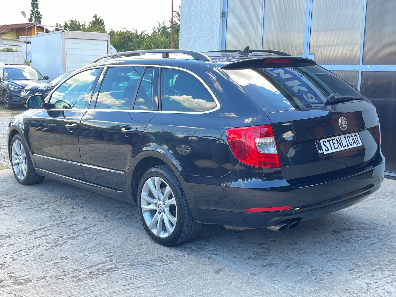 Skoda Superb  2.0TDI-NAVI-XENON - изображение 8