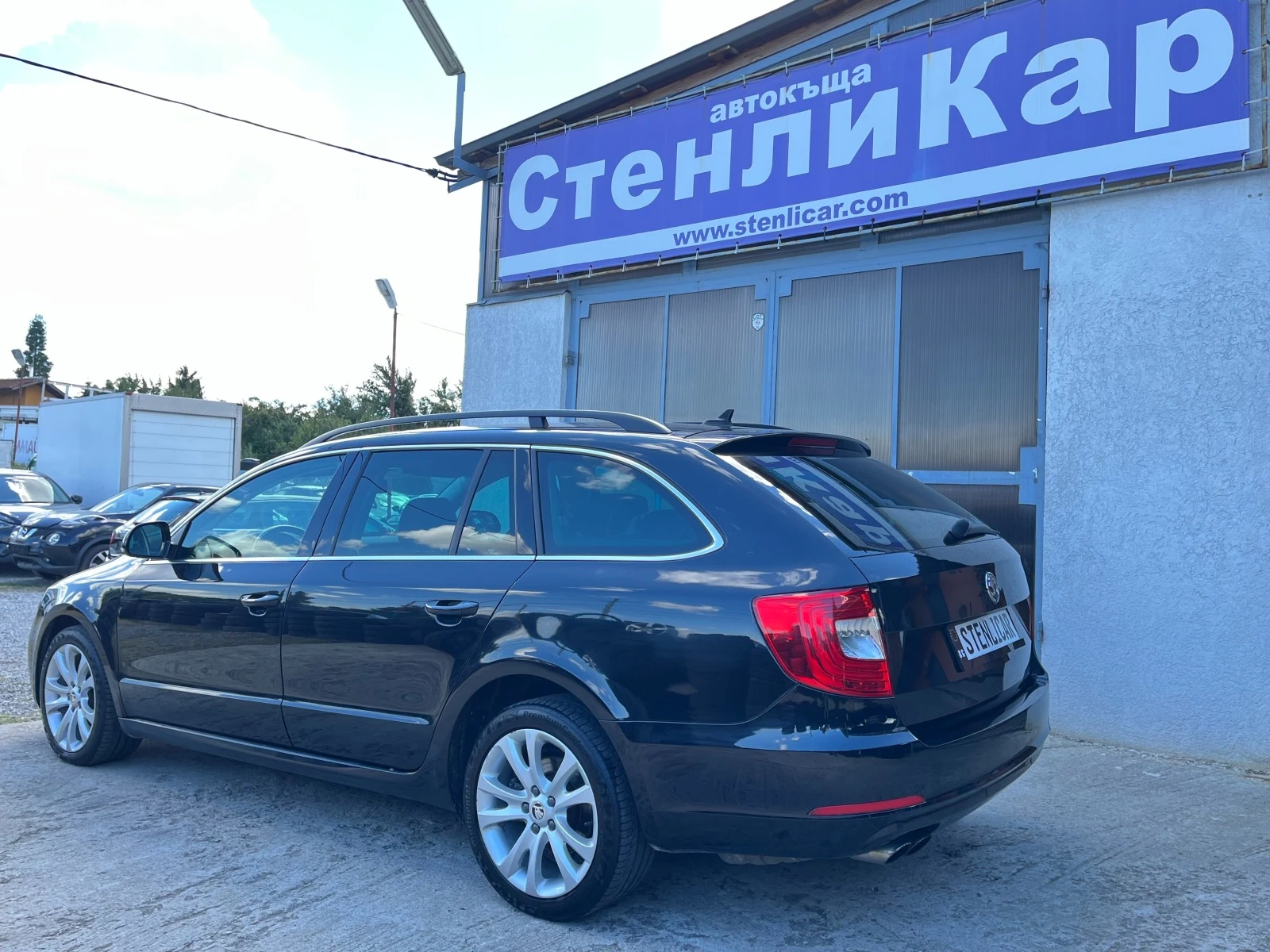 Skoda Superb  2.0TDI-NAVI-XENON - изображение 2