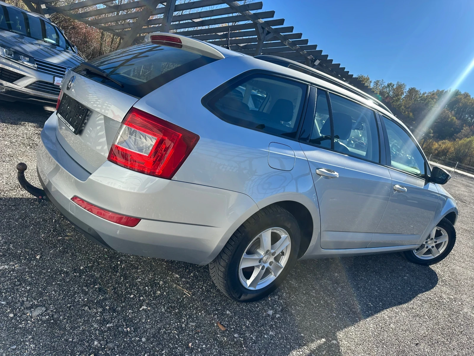 Skoda Octavia 1.6TDI* 4x4* REALNI KM*  | Mobile.bg — изображение 6