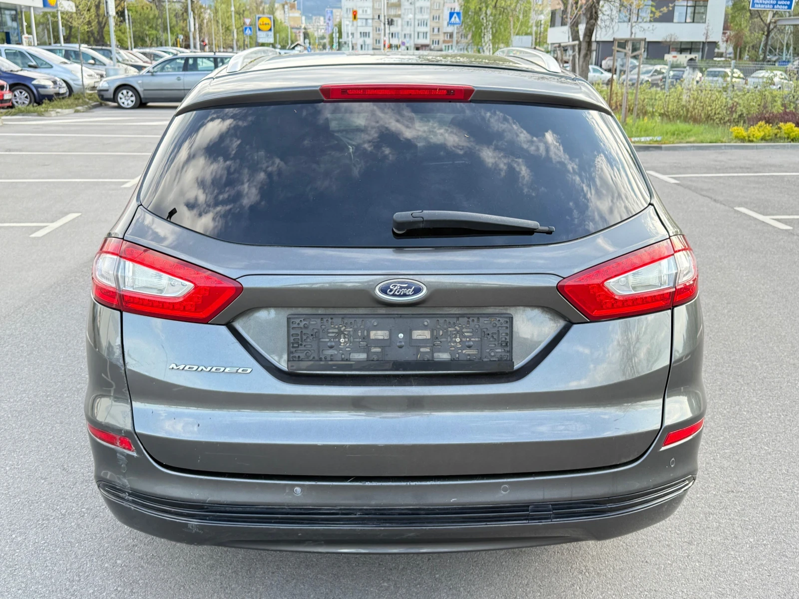 Ford Mondeo * 2.0L TDCI* PODGREV* KOJA* DISSTRONIC* KEYLESS* M - изображение 6