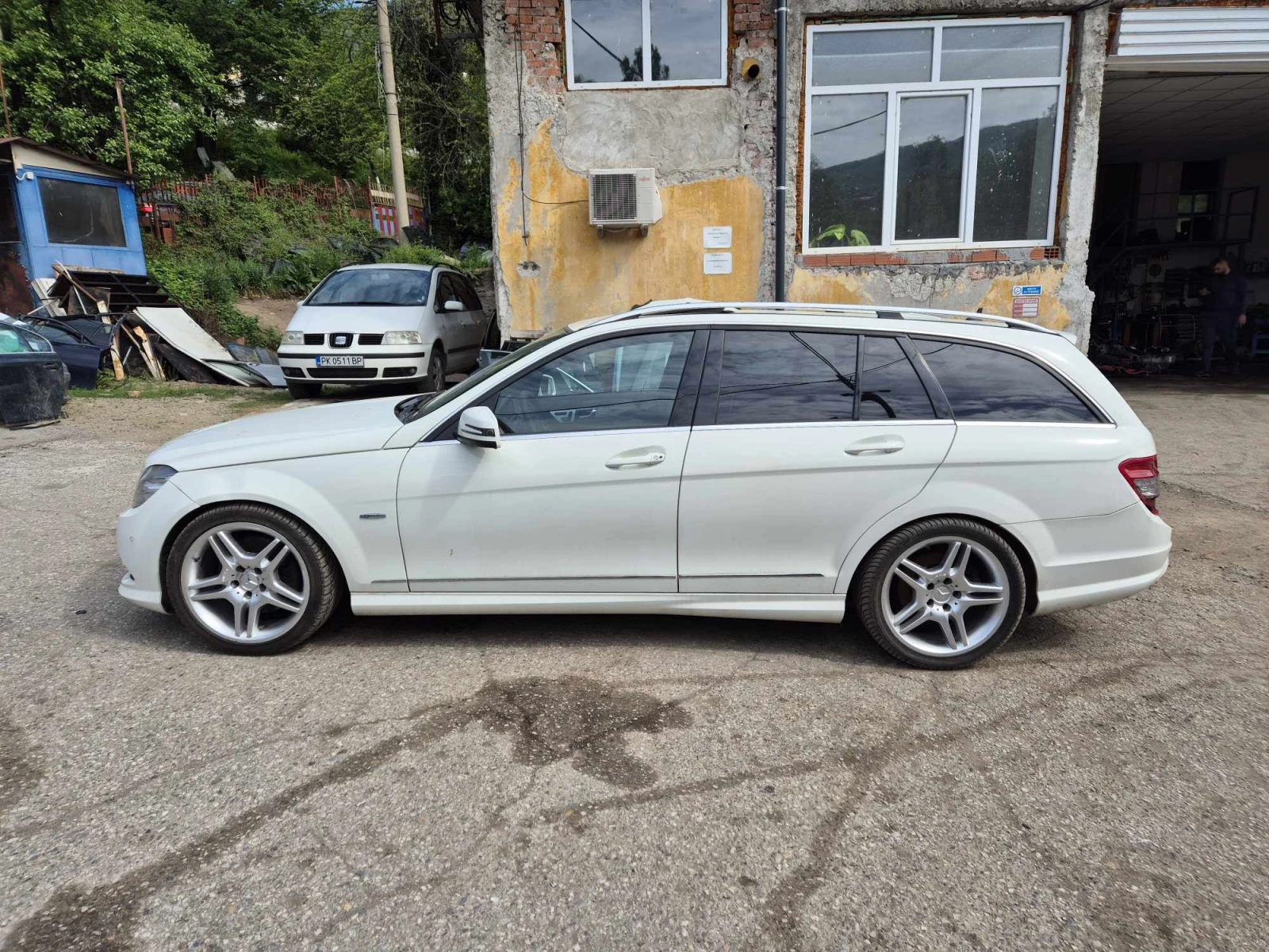 Mercedes-Benz C 350 10бр. 4matik 350/320CDI 300 бензин - изображение 8