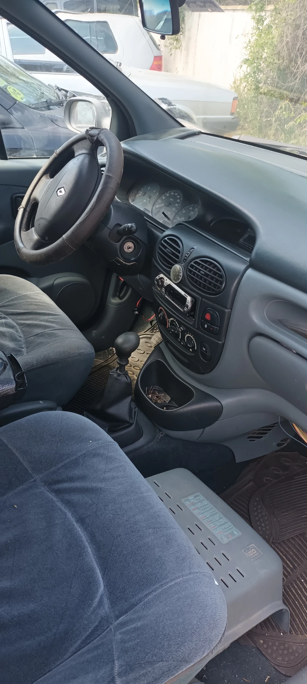Renault Scenic  - изображение 9