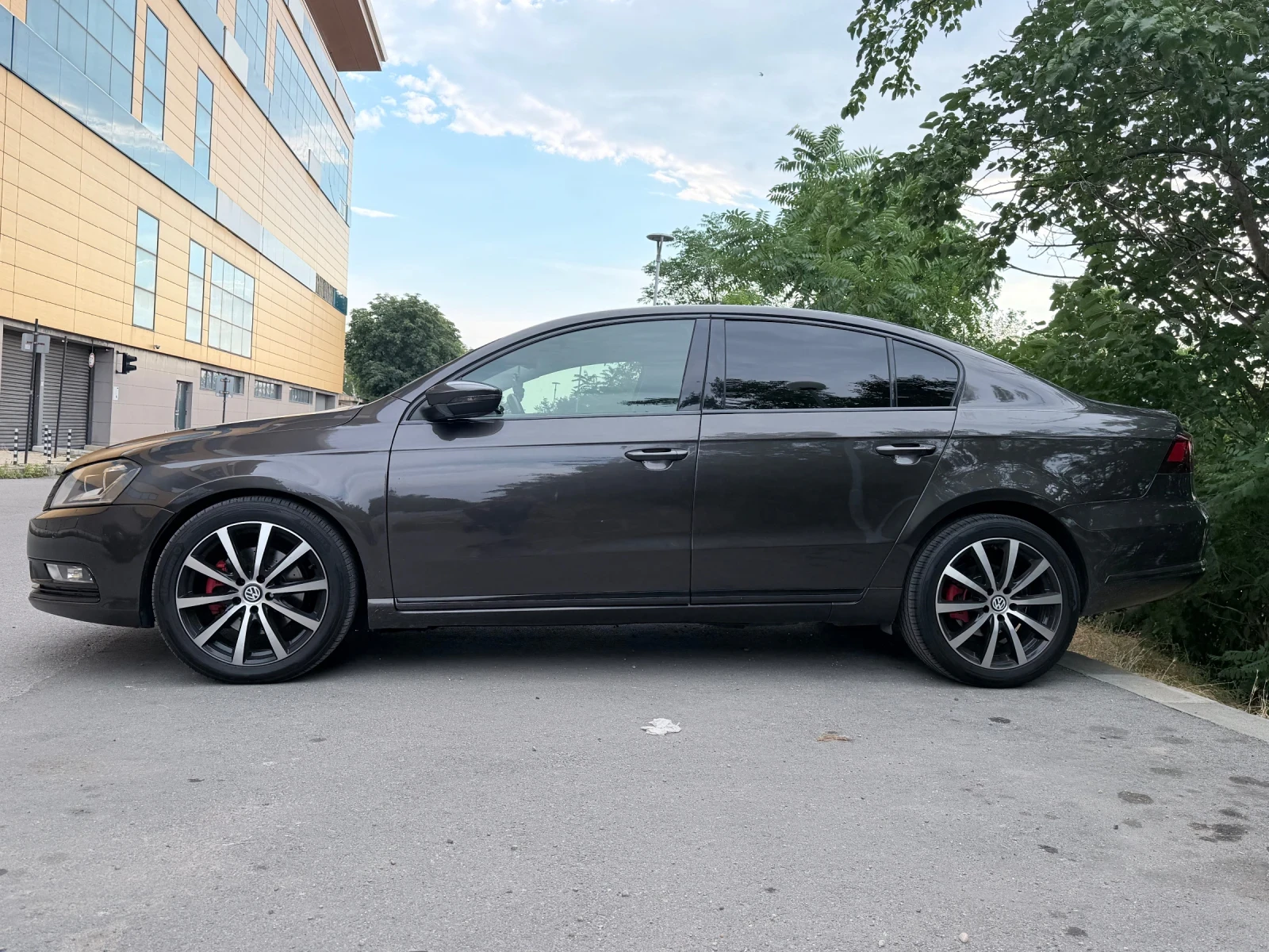 VW Passat B7, снимка 17 - Автомобили и джипове - 50268035