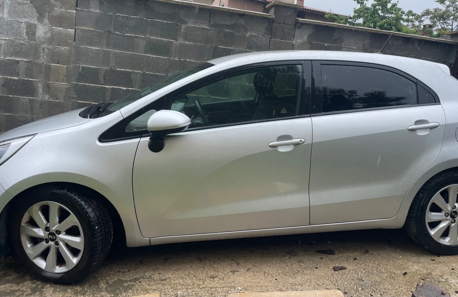 Kia Rio 1.2 EVRO 6 - изображение 4